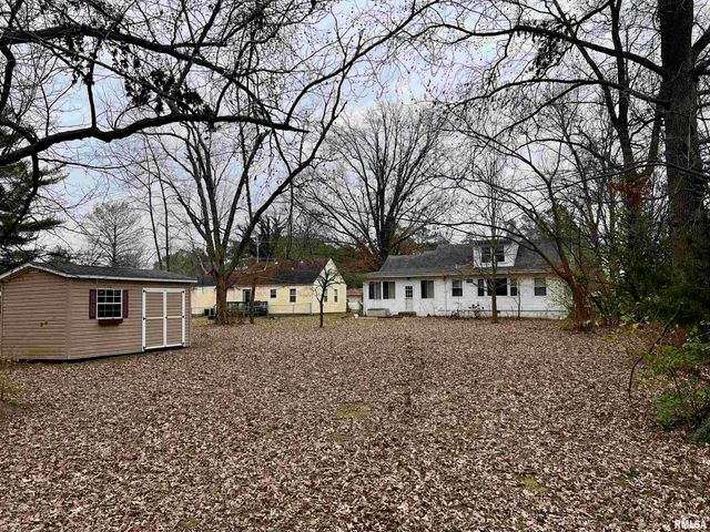 1508 E WALNUT Street, Carbondale, IL 62902