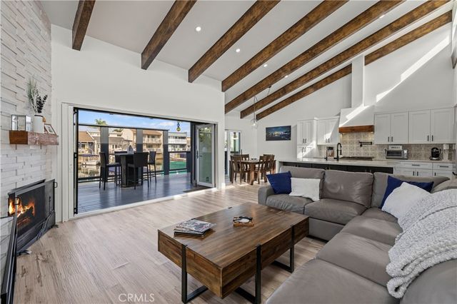 4577 Gateshead, Oxnard, CA 93035