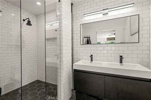 4577 Gateshead, Oxnard, CA 93035