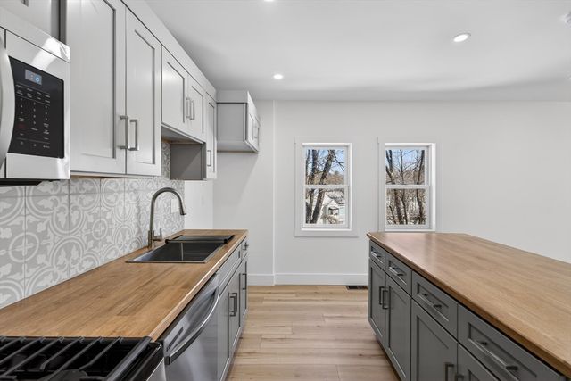 45A Fruit Street A, Leominster, MA 01453