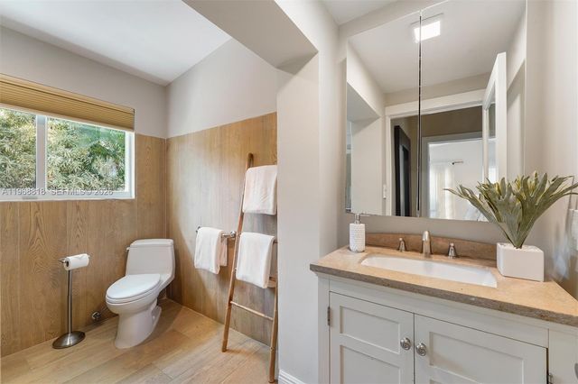 2935 NE 21st Ter, Fort Lauderdale, FL 33306