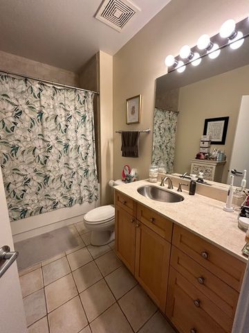 15 S Throop Street 506, Chicago, IL 60607
