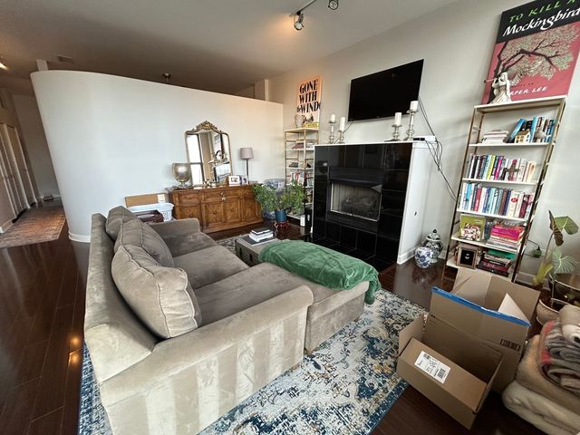 15 S Throop Street 506, Chicago, IL 60607