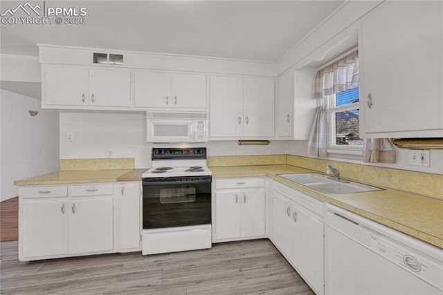 1810 W Boulder Street, Colorado Springs, CO 80904