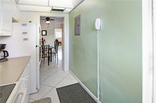 2100 NE 38TH Street 222, Lighthouse Point, FL 33064
