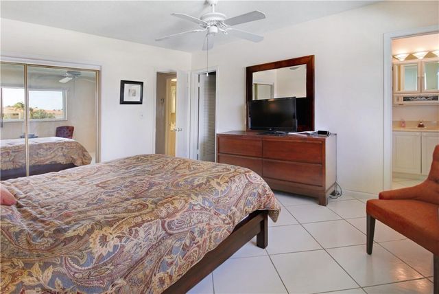 2100 NE 38TH Street 222, Lighthouse Point, FL 33064