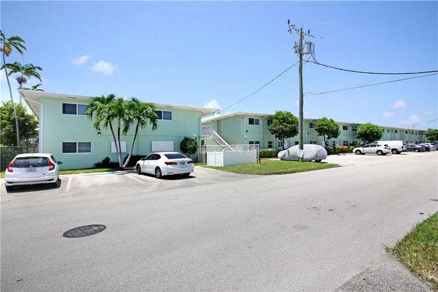 2100 NE 38TH Street 222, Lighthouse Point, FL 33064