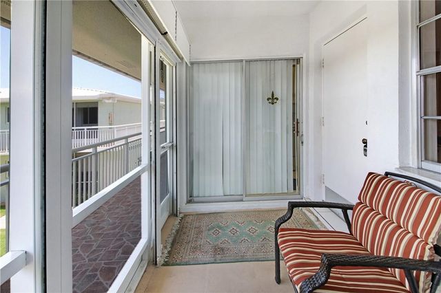 2100 NE 38TH Street 222, Lighthouse Point, FL 33064