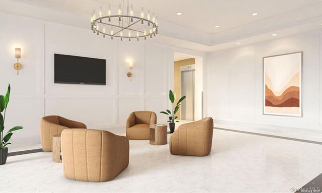 241-15 Northern Boulevard 4D, Little Neck, NY 11362