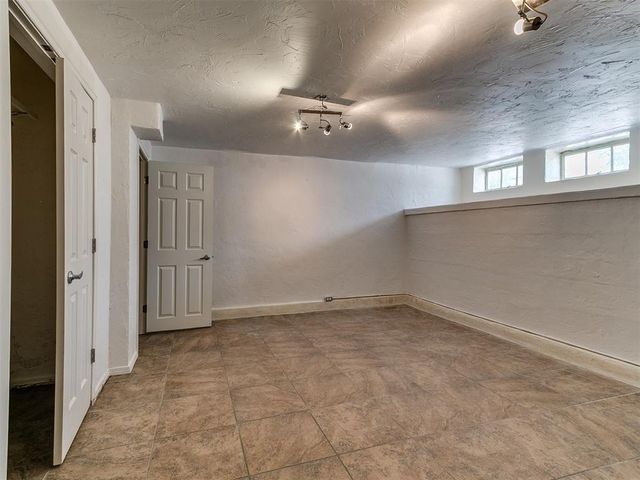 917 NW 39th Street, Oklahoma City, OK 73118