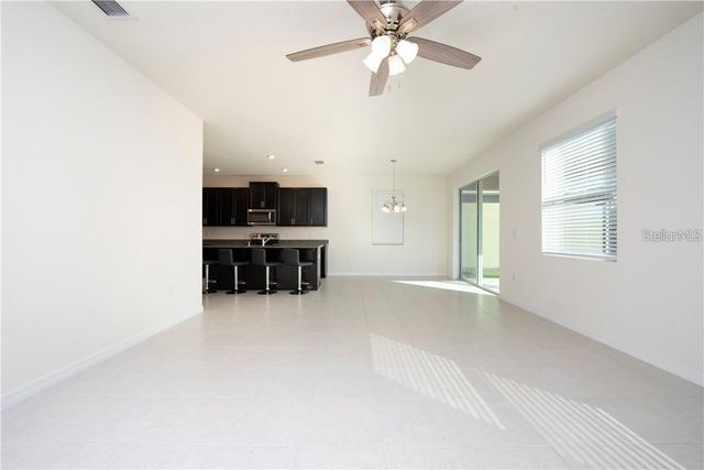 2400 AVIAN LOOP, Kissimmee, FL 34741