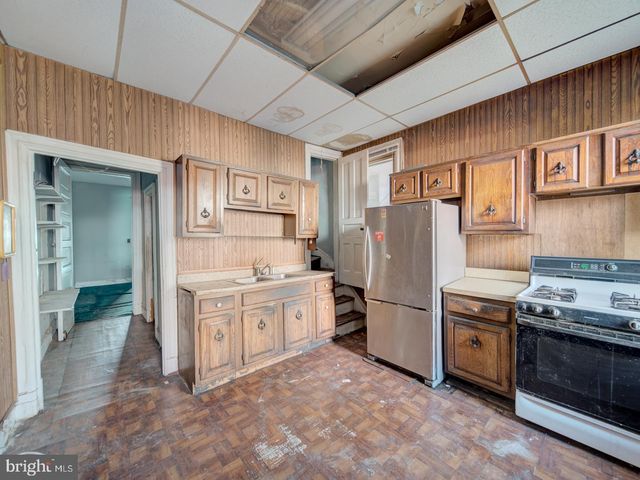 1129 GIRARD ST NW, Washington, DC 20009