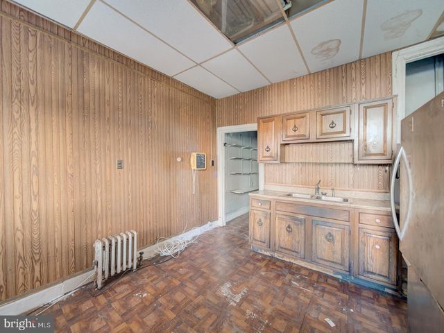 1129 GIRARD ST NW, Washington, DC 20009