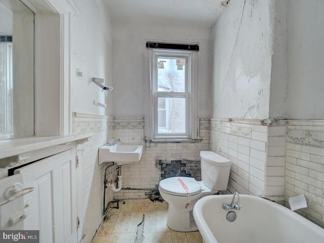 1129 GIRARD ST NW, Washington, DC 20009