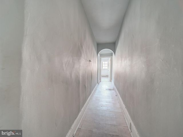 1129 GIRARD ST NW, Washington, DC 20009