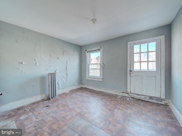 1129 GIRARD ST NW, Washington, DC 20009