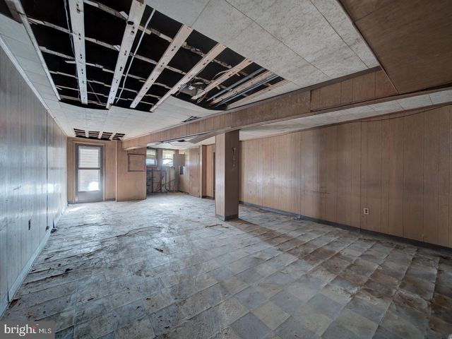 1129 GIRARD ST NW, Washington, DC 20009