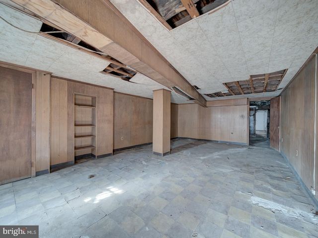 1129 GIRARD ST NW, Washington, DC 20009