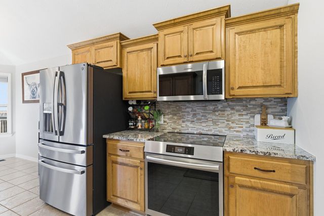 605 Glen Oaks Circle, Nixa, MO 65714