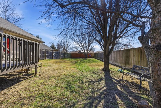 605 Glen Oaks Circle, Nixa, MO 65714