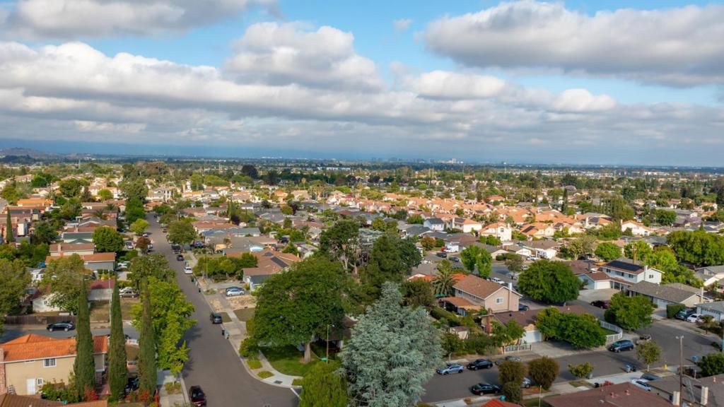 Image 39 of property listing at 2718 Suisun Avenue, San Jose, CA 95121