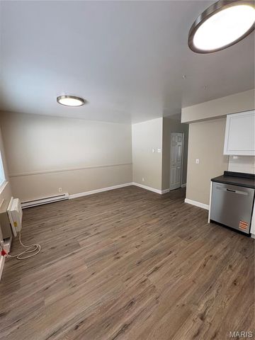 7278 Hazelcrest Drive, Hazelwood, MO 63042