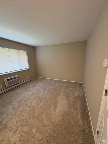 7278 Hazelcrest Drive, Hazelwood, MO 63042