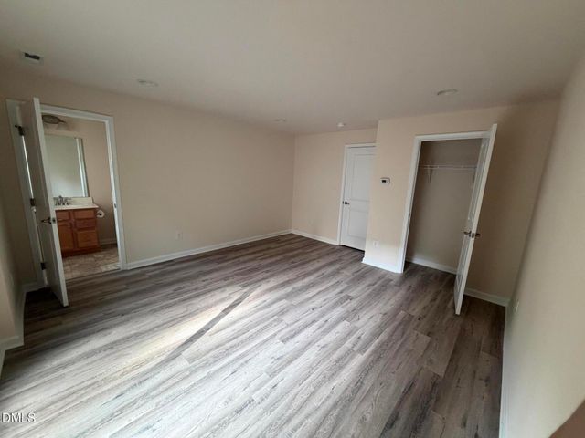 717 Suffield Way, Cary, NC 27519