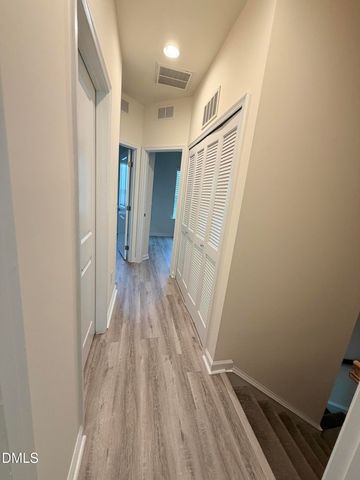 717 Suffield Way, Cary, NC 27519
