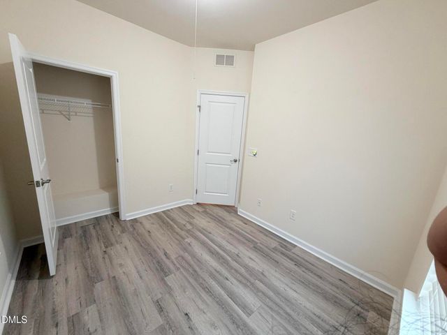 717 Suffield Way, Cary, NC 27519