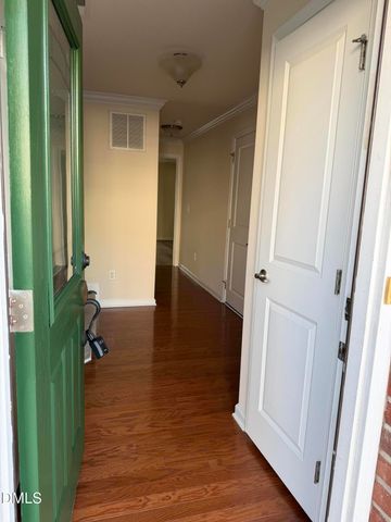 717 Suffield Way, Cary, NC 27519