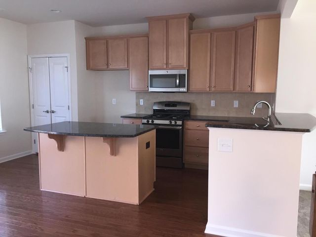 717 Suffield Way, Cary, NC 27519