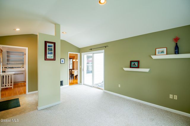70 W Notre Dame Street, Glens Falls, NY 12801