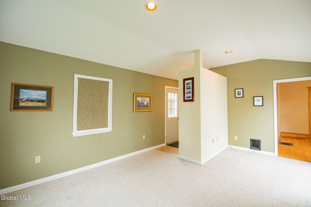 70 W Notre Dame Street, Glens Falls, NY 12801