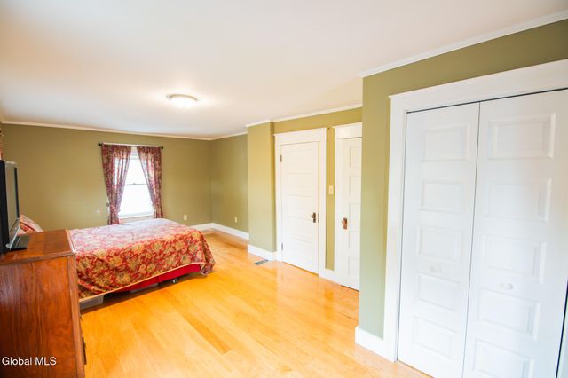 70 W Notre Dame Street, Glens Falls, NY 12801