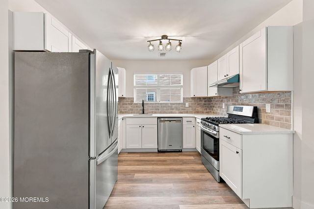 23 Sequoia Court, Barnegat, NJ 08005
