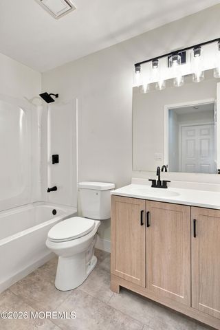 23 Sequoia Court, Barnegat, NJ 08005
