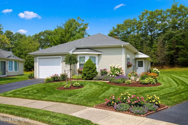 23 Sequoia Court, Barnegat, NJ 08005