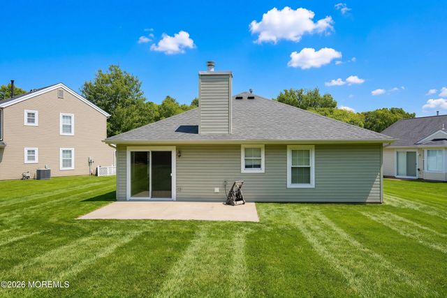 23 Sequoia Court, Barnegat, NJ 08005
