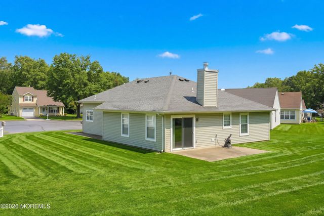 23 Sequoia Court, Barnegat, NJ 08005