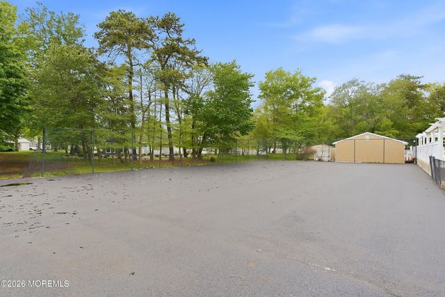 23 Sequoia Court, Barnegat, NJ 08005