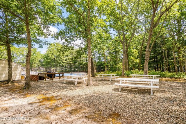 23 Sequoia Court, Barnegat, NJ 08005