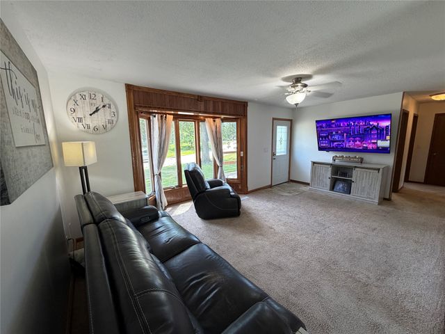 936 Grant Court SE, Bondurant, IA 50035