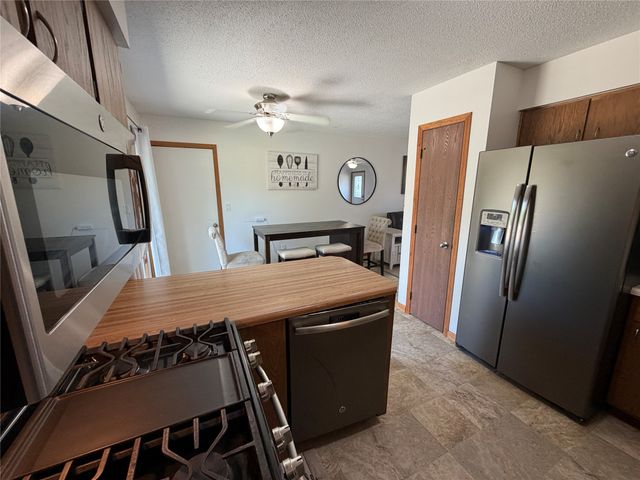 936 Grant Court SE, Bondurant, IA 50035