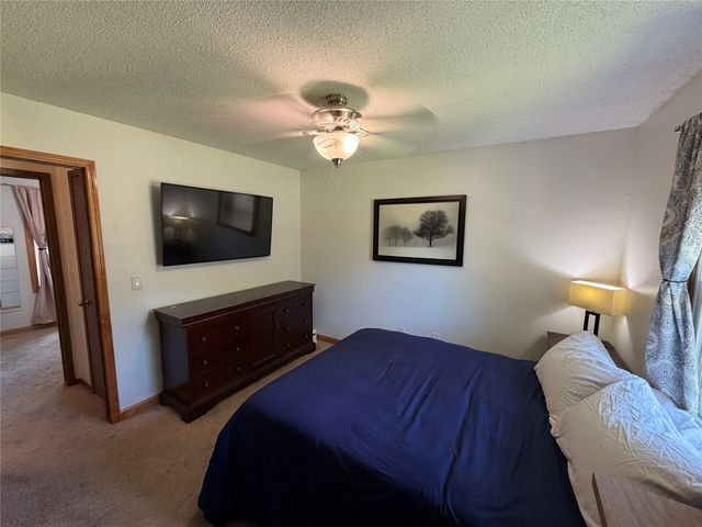 936 Grant Court SE, Bondurant, IA 50035