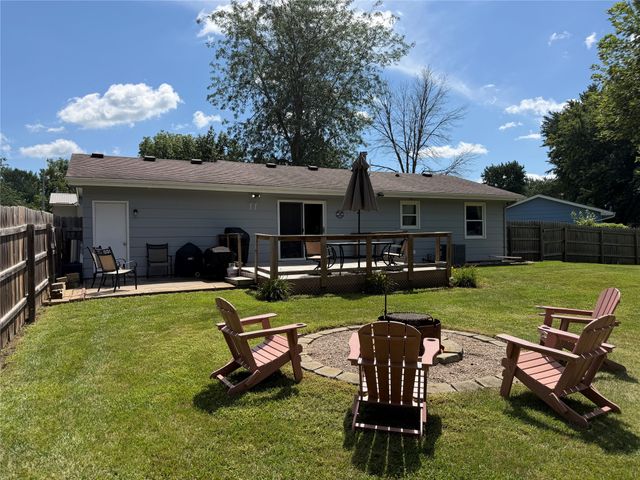 936 Grant Court SE, Bondurant, IA 50035