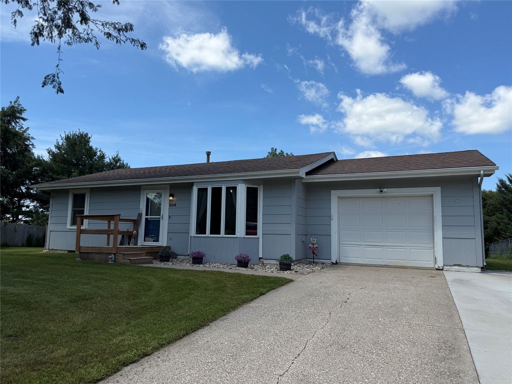 936 Grant Court SE, Bondurant, IA 50035