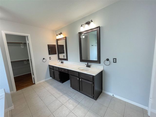 8919 Diamond Lake Lane, Houston, TX 77083