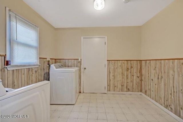 178 Mountain View Drive, Lakewood, NJ 08701