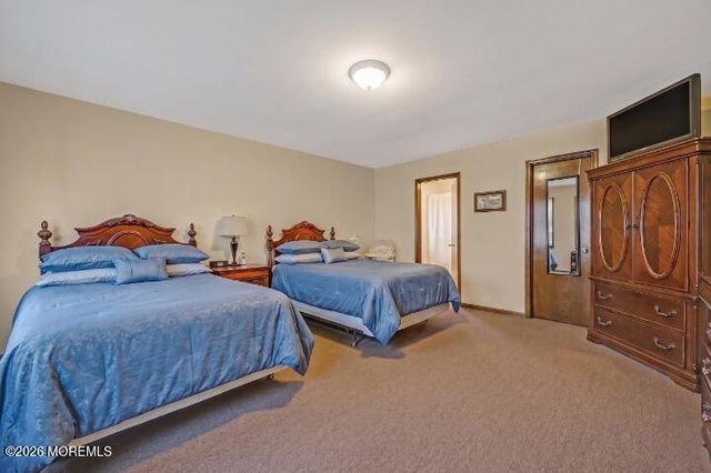 178 Mountain View Drive, Lakewood, NJ 08701